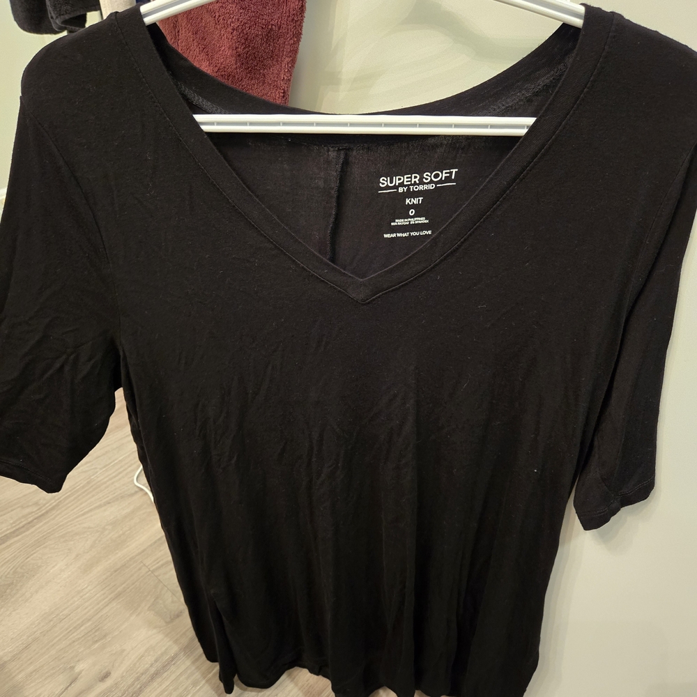 Torrid Black Short Sleeve T-Shirt
